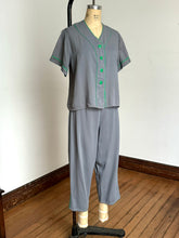 Load image into Gallery viewer, RARE vintage 1940s women’s baseball uniform {xs}