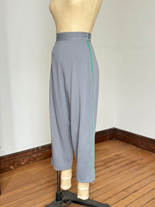 RARE vintage 1940s women’s baseball uniform {xs}