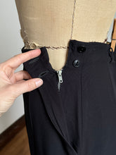 Load image into Gallery viewer, vintage 1940s Graff navy slacks {m}