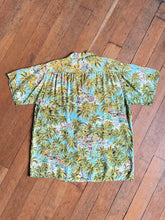 Load image into Gallery viewer, vintage 1950s Hawaiian rayon shirt
