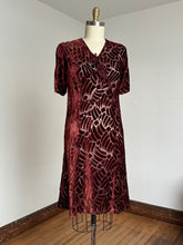 Load image into Gallery viewer, vintage 1930s sheer devoré velvet dress {m}