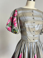 Load image into Gallery viewer, vintage 1960s John Wolf textiles floral cotton dress {s}