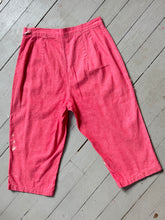 Load image into Gallery viewer, vintage 1950s homemade size zip capris {29”W}