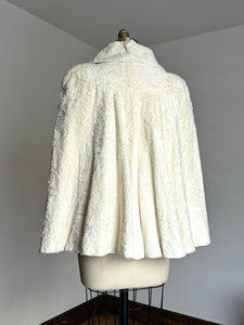 vintage 1940s faux fur cape