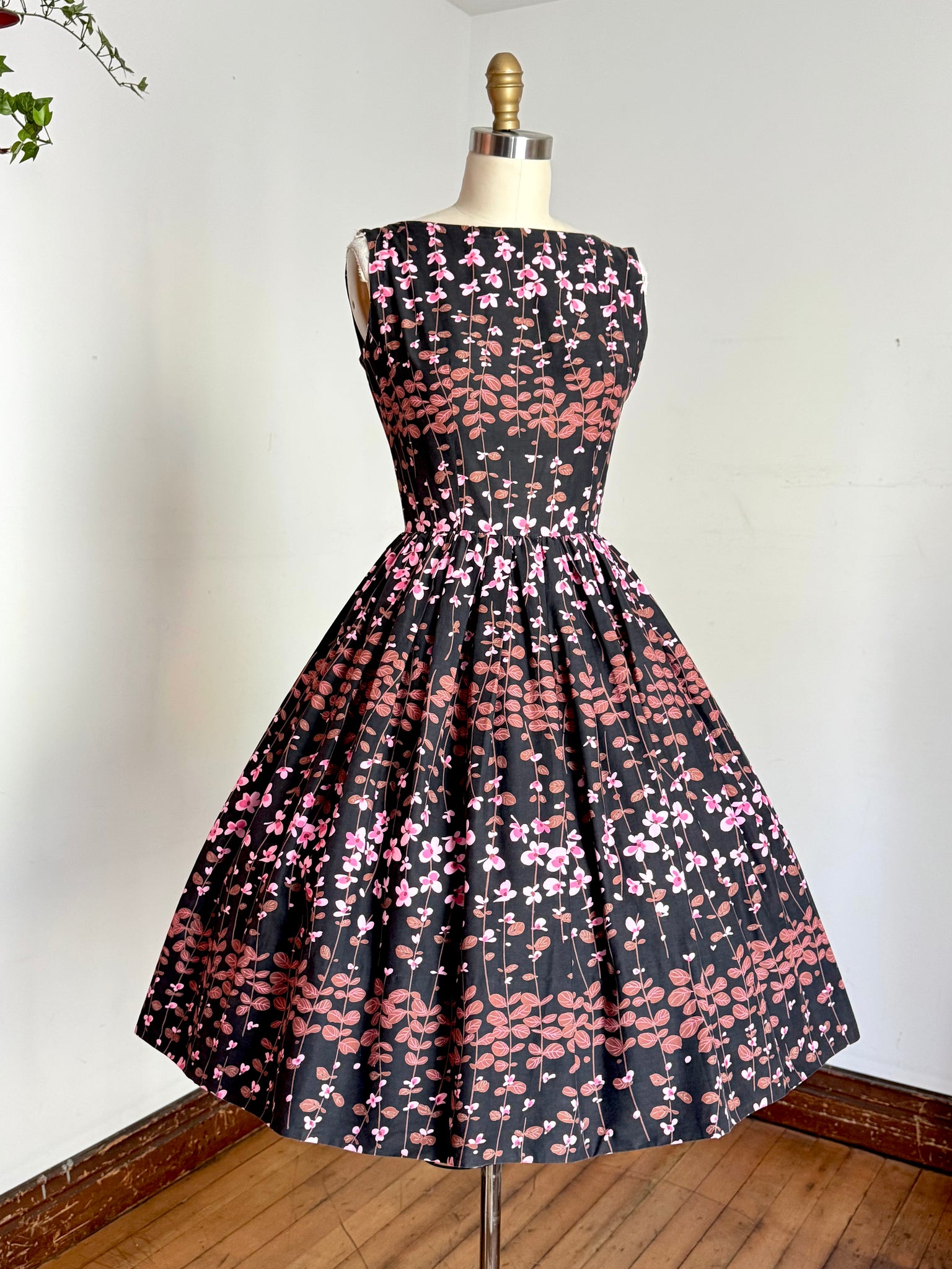 vintage 1950s Jerry Gilden floral sun dress {xs} – Trunk of Dresses