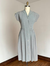 Load image into Gallery viewer, vintage 1940s green gingham dress {s/m} as-is