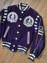 Load image into Gallery viewer, vintage 1950s Globetrotters basketball jacket