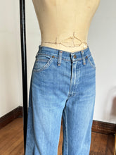 Load image into Gallery viewer, vintage 1960s 70s altered Wrangler denim jeans