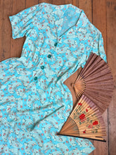 Load image into Gallery viewer, vintage 1940s 50s novelty fan print dress {s/m}