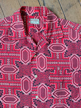 Load image into Gallery viewer, vintage 1950s bandana print shirt - loop collar