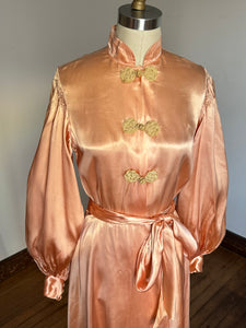 vintage 1940s pink satin dressing gown {s}