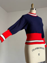 Load image into Gallery viewer, vintage 1950s dolman sleeve sweater {xs-m}