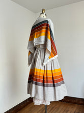 Load image into Gallery viewer, vintage 1960s linen sun dress set with shawl {xxs}