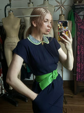 Load image into Gallery viewer, vintage 1940s navy dress {xs}