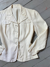 Load image into Gallery viewer, vintage 1940s WWII Women’s Naval WAVES button up blouse {s}