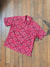 Load image into Gallery viewer, vintage 1950s bandana print shirt - loop collar