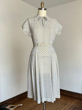 Load image into Gallery viewer, vintage 1940s rayon dress {m}
