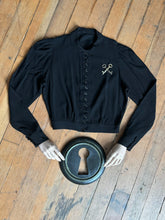 Load image into Gallery viewer, vintage 1930s black top {m}