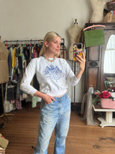 Load image into Gallery viewer, vintage 1990s Shakespeare sweatshirt