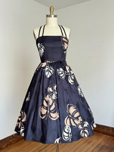 Load image into Gallery viewer, vintage 1970s Malia leaf sun dress {m}