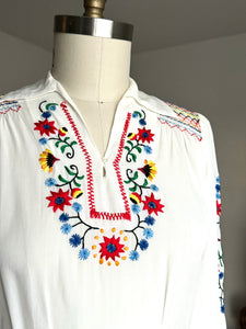 vintage 1940s embroidered folk blouse {m/l}