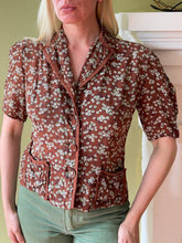 Load image into Gallery viewer, vintage 1940s floral rayon blouse {m}