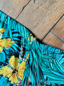 vintage 1960s rayon Hawaiian shirt - loop collar