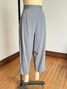 RARE vintage 1940s women’s baseball uniform {xs}