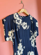 Load image into Gallery viewer, vintage 1940s novelty butterflies &amp; flowers rayon dress {s}