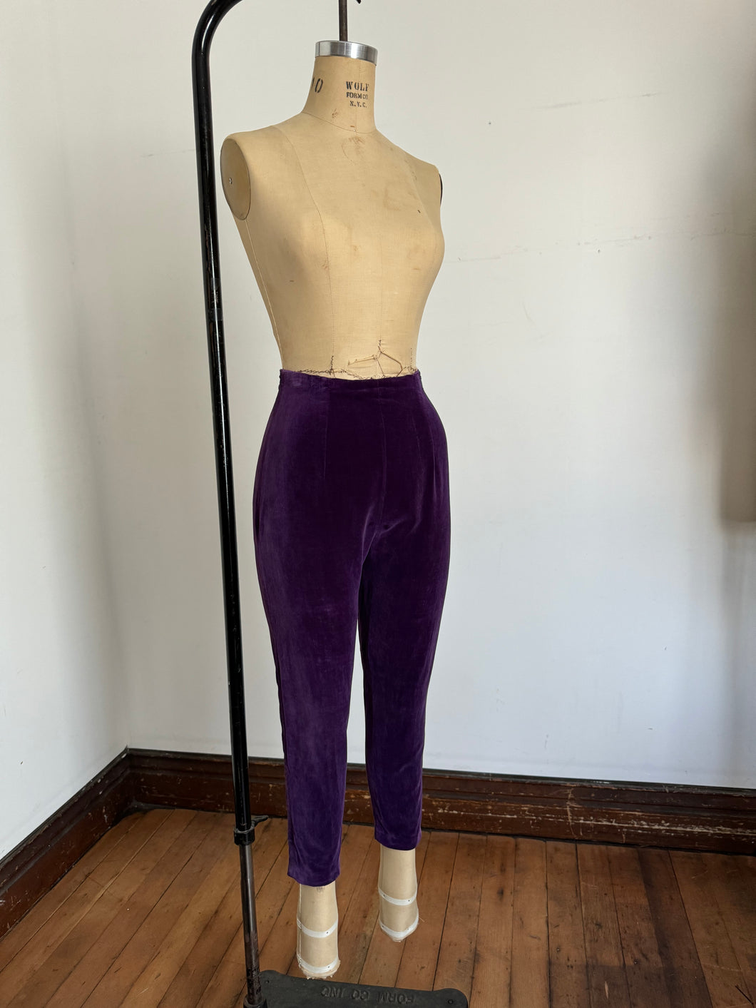 vintage 1950s purple velvet pants {xs}