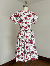 Load image into Gallery viewer, vintage 1940s floral dress {xs/s}