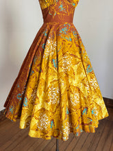 Load image into Gallery viewer, vintage 1950s Kamehameha sun dress {s}
