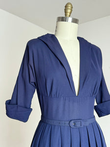 vintage 1940s 50s navy rayon low cut dress {m}