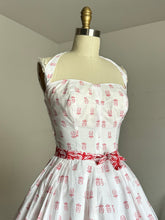 Load image into Gallery viewer, vintage 1950s pineapple print cotton sun dress {xs-m}
