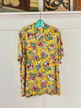 Load image into Gallery viewer, vintage 1950s novelty travel shirt - loop collar
