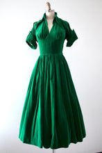 Load image into Gallery viewer, vintage 1950s Kay Selig green velvet dress set