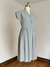 Load image into Gallery viewer, vintage 1940s green gingham dress {s/m} as-is