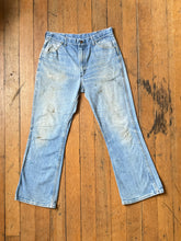 Load image into Gallery viewer, vintage 1970s Wranglers denim jeans