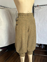 Load image into Gallery viewer, vintage 1920s knickerbockers trousers plus four breeches 30&quot; waist