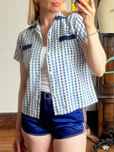Load image into Gallery viewer, vintage 1950s Juniors button up shirt {xs}