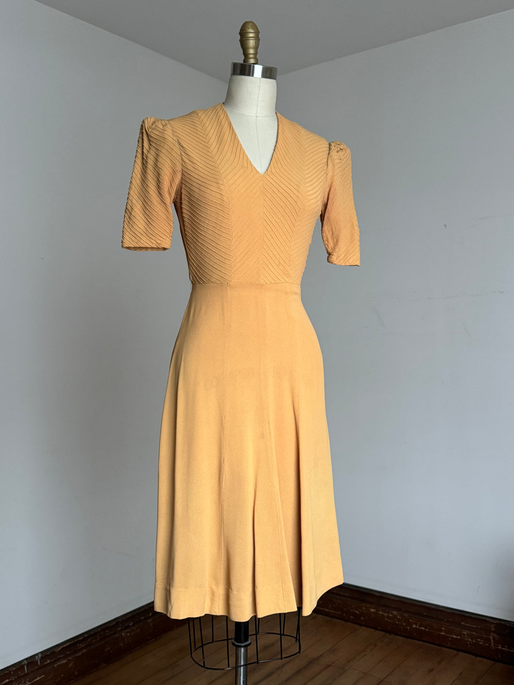 vintage 1930s mustard rayon dress {xs}