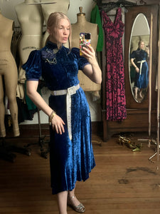 vintage 1930s blue velvet dress {xs}