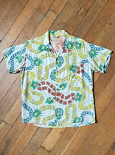 Load image into Gallery viewer, vintage 1950s Hawaiian Leis print shirt - loop collar