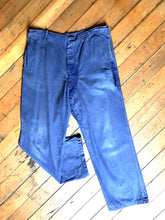 Load image into Gallery viewer, vintage 1960s 70s French moleskin work pants