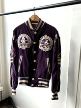 Load image into Gallery viewer, vintage 1950s Globetrotters basketball jacket