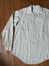 Load image into Gallery viewer, vintage 1950s green gingham long sleeve shirt