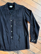 Load image into Gallery viewer, vintage 1950s BLACK &amp; red striped long sleeve shirt - loop collar