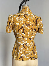 Load image into Gallery viewer, vintage 1930s 40s floral blouse {s}