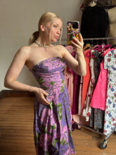 Load image into Gallery viewer, vintage 1950s purple roses dress {xs}