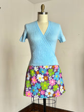 Load image into Gallery viewer, vintage 1970s floral mini skirt 30”W